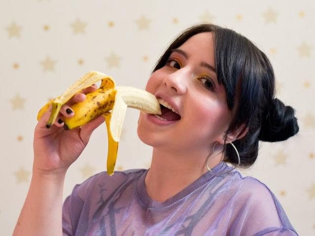 EmelyRose - Live Sex Cam - 8984200