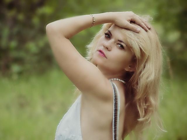 SorceresSweet - Live sex cam - 9000724