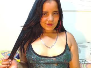 YourHotLoveGirl - Live sexe cam - 9015972