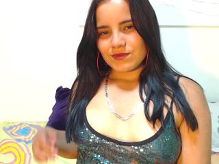 YourHotLoveGirl - Live sexe cam - 9016032