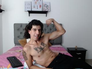 AllanQueen - Live porn &amp; sex cam - 9023460