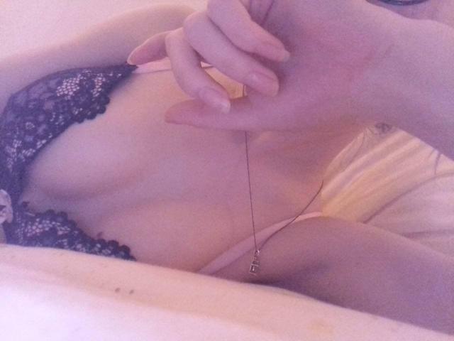 ElysaBanks - Live porn &amp; sex cam - 9026924