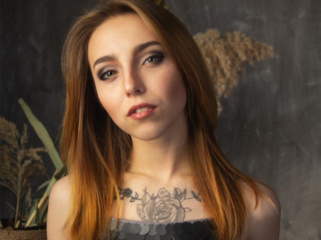 LisaListon - Sexe cam en vivo - 9033308