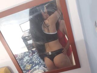 AlexaAndAshley - Live porn & sex cam - 9039784