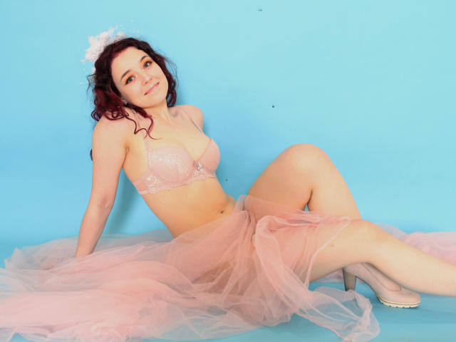 GwenBarton - Live porn &amp; sex cam - 9067288