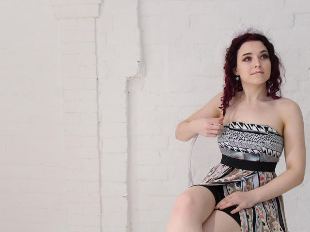 GwenBarton - Live porn &amp; sex cam - 9067332