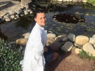 Camgirl and Webcam Model XCrazyOBabyX on Go Adult Chat