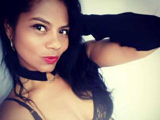 ZoeeBony - Live sexe cam - 9118612