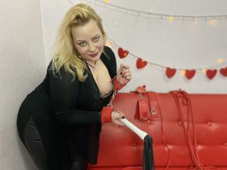 CarolShiny - Live sexe cam - 9128768