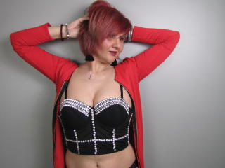 LucilleFairly - Live sexe cam - 9134044