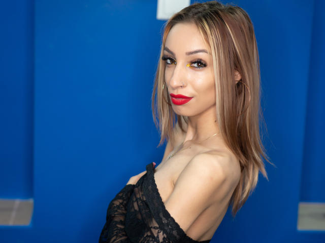 AlisyaXZack - Live Sex Cam - 9138588
