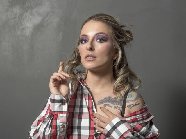 JuliethCooper - Live sex cam - 9151400