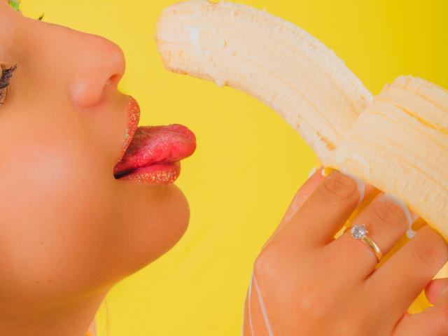 EmilyBrrown - Live porn &amp; sex cam - 9152712