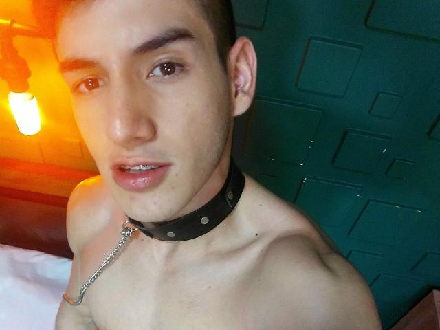 JonathanJeremiah - Live Sex Cam - 9154044