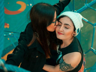 Camgirl BethAndRose