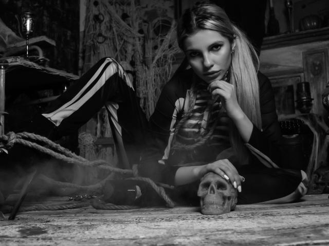 GoddessKaterina - Live porn &amp; sex cam - 9164908