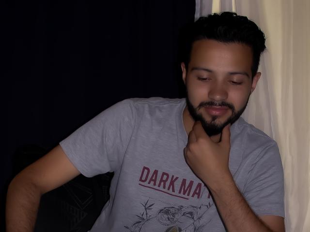 SexyMaroon - Live sex cam - 9169012