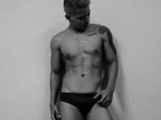 IsaacBlade - Sexe cam en vivo - 9172672