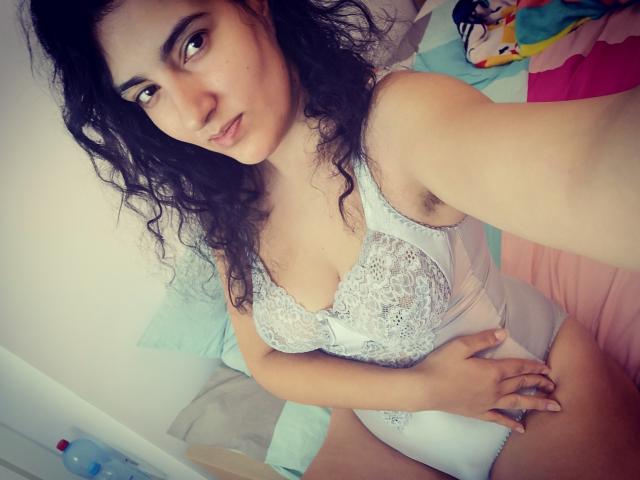 AddictedToUTS - Live sex cam - 9174928