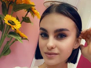 KylieGlow - Live sexe cam - 9198420