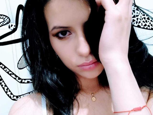 HannaRobert - Live sex cam - 9200376