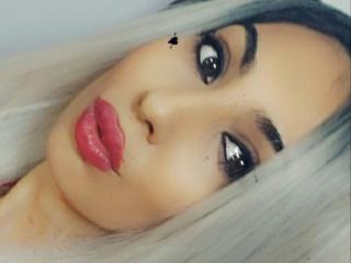 BrunetteBabe69 - Live sex cam - 9209524