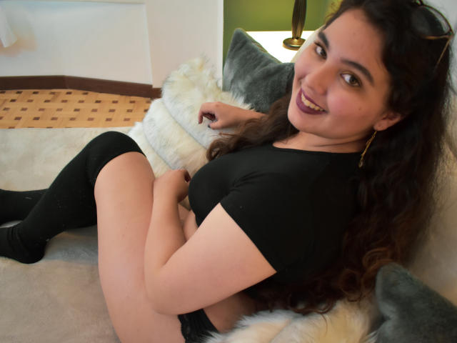 ElizabethRussov - Live sex cam - 9218208