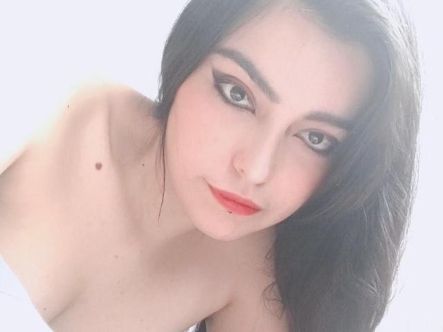 MelanieHills - Camera khiêu dâm &amp; quyến rũ trực tiếp - 9241940