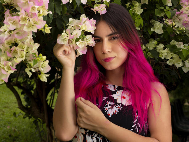 JuliaGarciax - Live sexe cam - 9256936