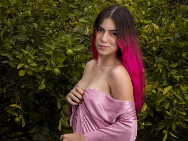 JuliaGarciax - Sexe cam en vivo - 9256964