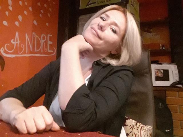 MeryBlackCrown - Sexe cam en vivo - 9263964