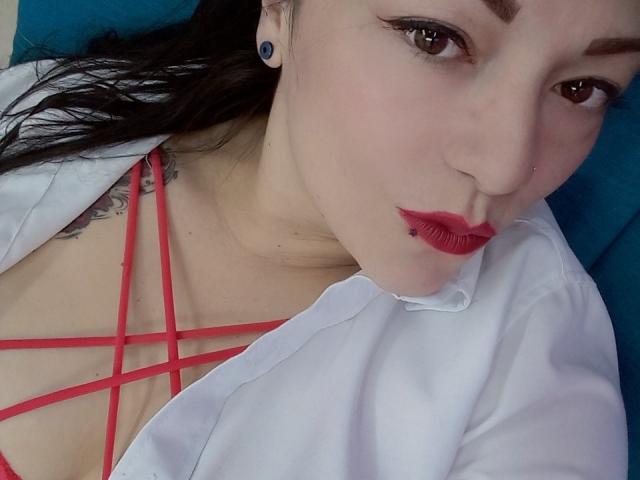 AntonellaCheri - Live sexe cam - 9277344