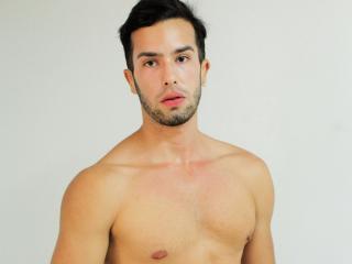 MiguelSantorini - Live porn &amp; sex cam - 9284448