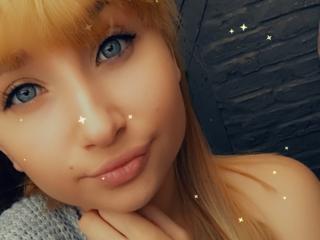 CuteOdetta - Live sexe cam - 9292560