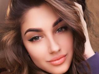 Camgirl AlisiaMoy