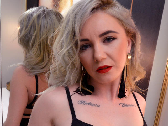 NickyBlues - Live sexe cam - 9308240