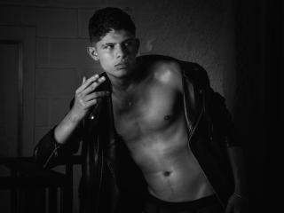 MathieuJohns - Sexe cam en vivo - 9324104