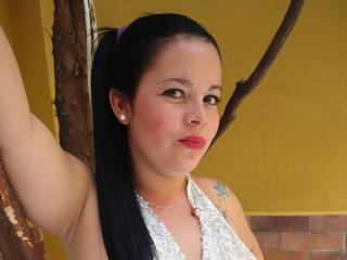 BettyLopez - Live sexe cam - 9325504