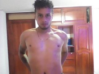 TonyLatinx - Live sexe cam - 9335232