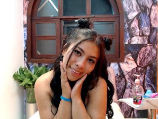 VictoriaLatinHot - Sexe cam en vivo - 9355828