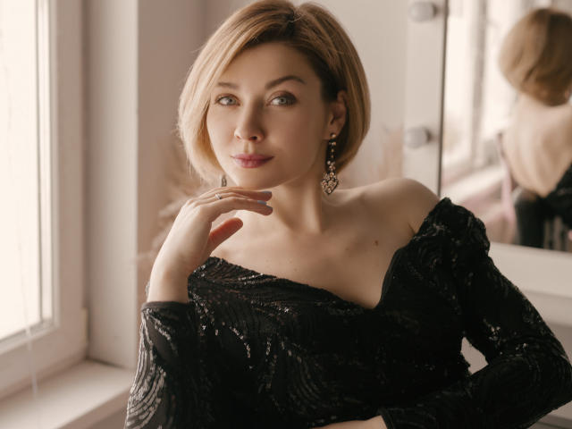 RussianSeductress - Live sex cam - 9362196