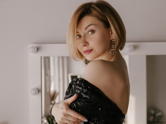 RussianSeductress - Live sex cam - 9362208