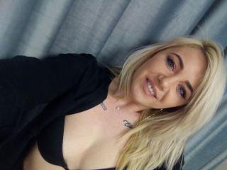 NickyBlues - Live porn &amp; sex cam - 9363816