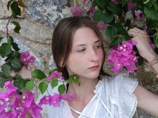 WhiteTeaTyan - Live sexe cam - 9366668