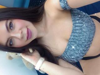 EllaWithe - Live sexe cam - 9390572