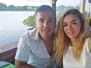 JulieAndJamie - Sexe cam en vivo - 9396236