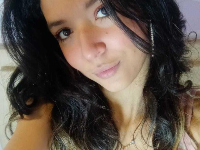 RebekaMay - Live sex cam - 9398584
