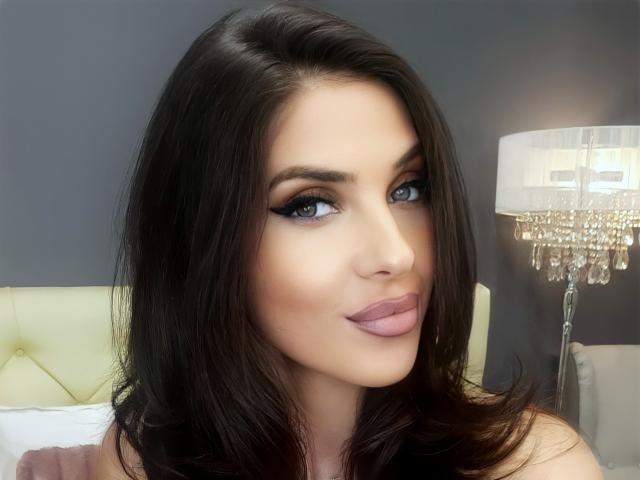 LovelyKinsley - Live porn &amp; sex cam - 9402296