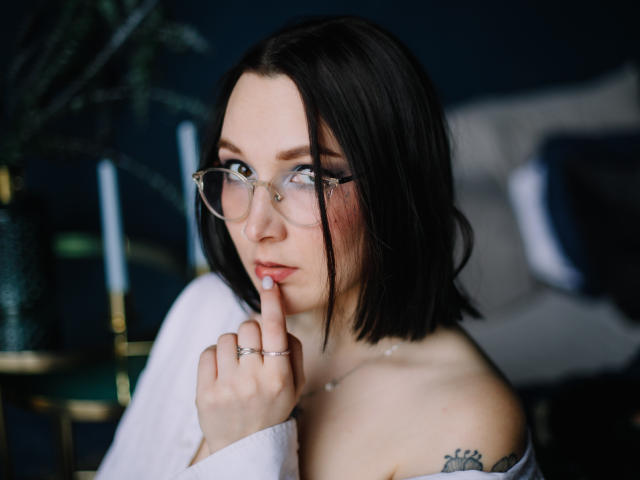 WinonaCooper - Live sex cam - 9402480