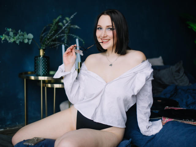 WinonaCooper - Sexe cam en vivo - 9402532